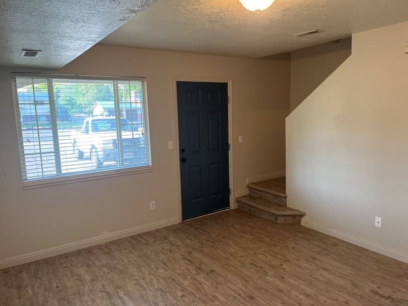 Wellsville Apartment: 60 E 200 N