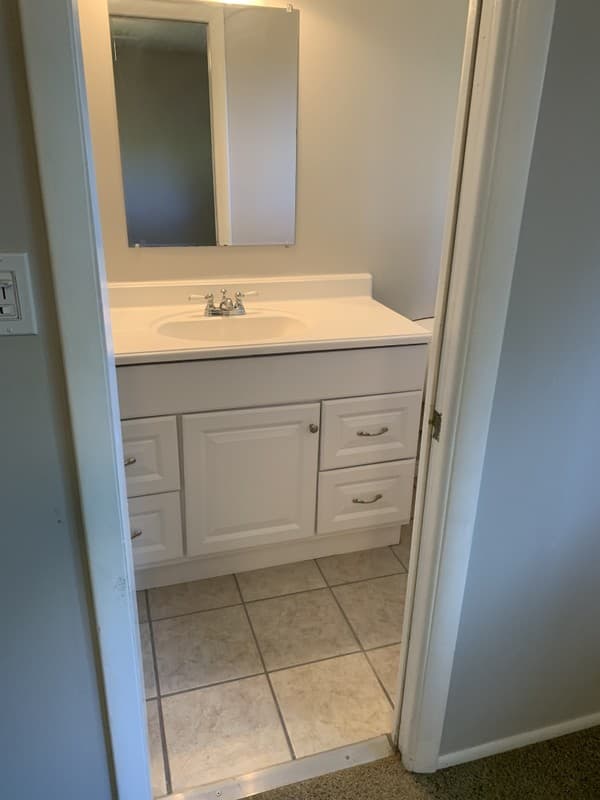 Logan Apartment: 322 E 900 N