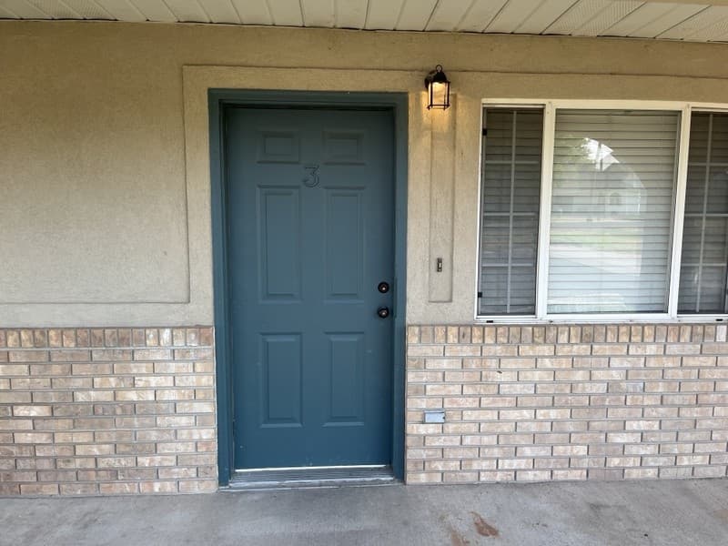 Wellsville Apartment: 60 E 200 N