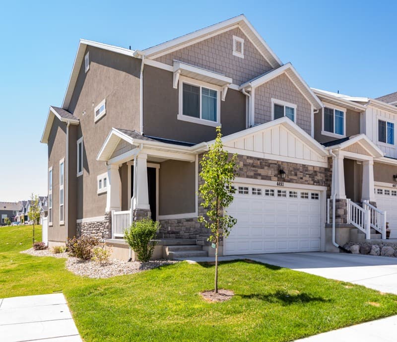 Herriman Townhome: 4493 W Lone Shadow Ln