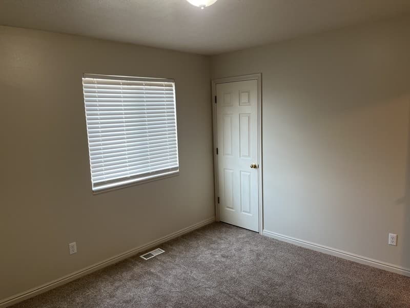 Wellsville Apartment: 60 E 200 N