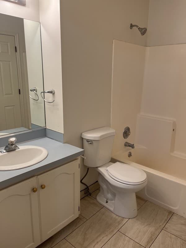 Wellsville Apartment: 60 E 200 N