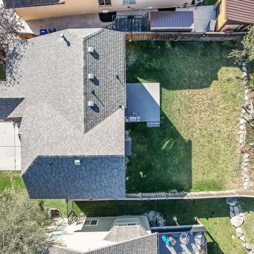 Draper House: 1803 E Walnut Grove Dr