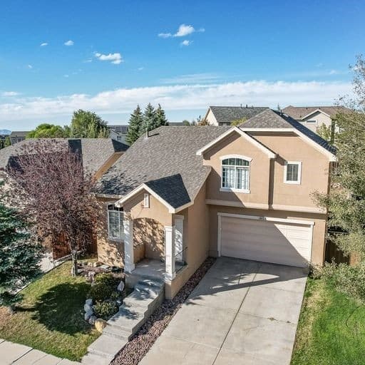 Draper House: 1803 E Walnut Grove Dr