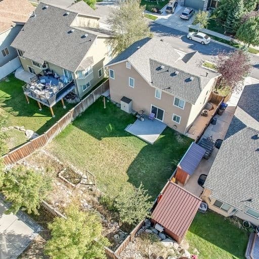 Draper House: 1803 E Walnut Grove Dr