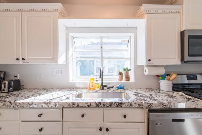 Salt Lake City House: 2315 S 600 E