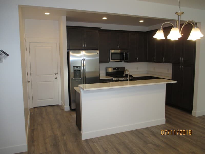 Bluffdale Townhome: 14882 S White Rock Ln