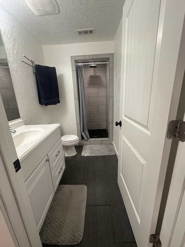 West Jordan Single Room: 8545 S Mardi Gras Ln
