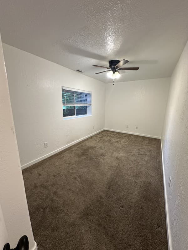 West Jordan Single Room: 8545 S Mardi Gras Ln