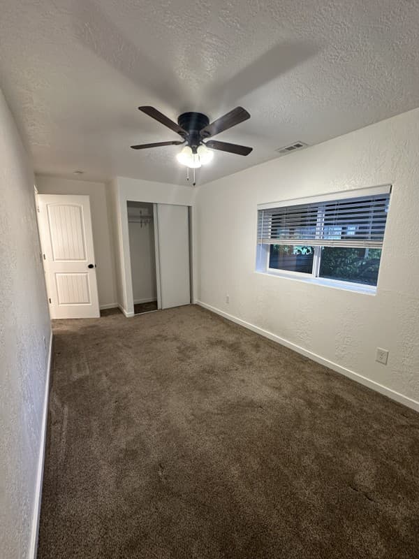 West Jordan Single Room: 8545 S Mardi Gras Ln