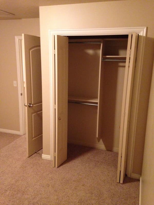Clearfield Townhome: 3221 W 450 N