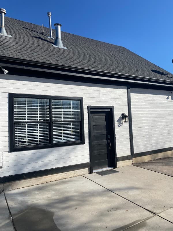 South Jordan House: 3949 W Yorkshire Dr
