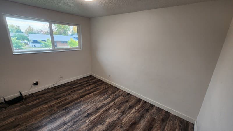 Layton House: 1349 E 275 N
