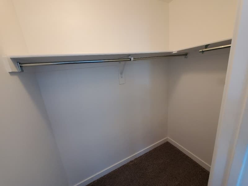 Vineyard Single Room: 685 E 330 N