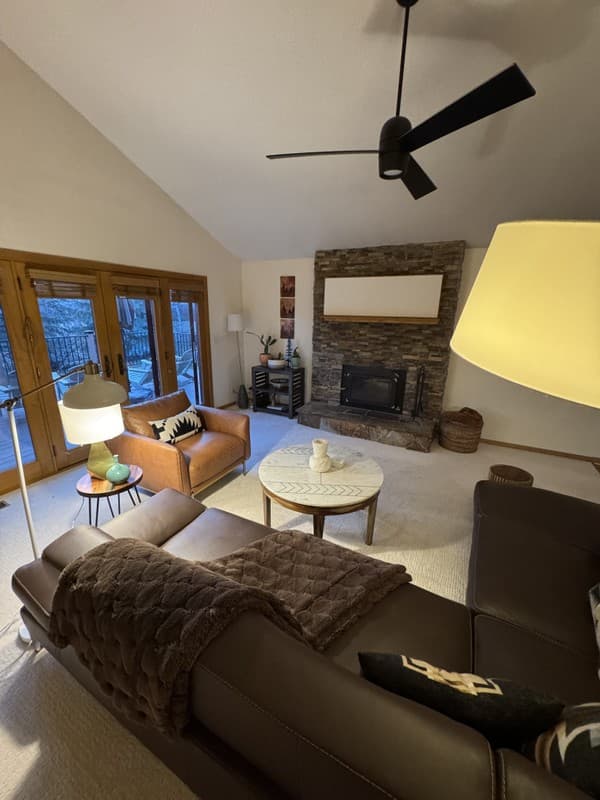 Park City House: 8973 Saddleback Rd