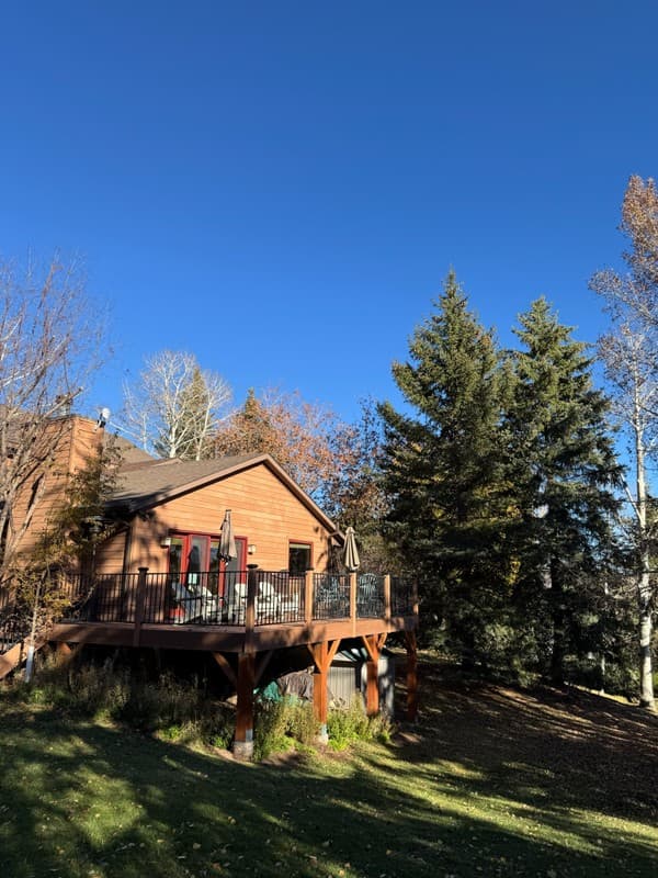 Park City House: 8973 Saddleback Rd