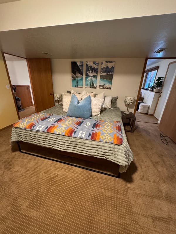 Park City House: 8973 Saddleback Rd