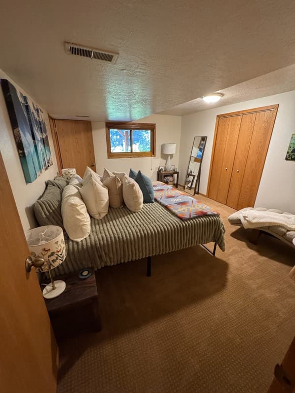 Park City House: 8973 Saddleback Rd