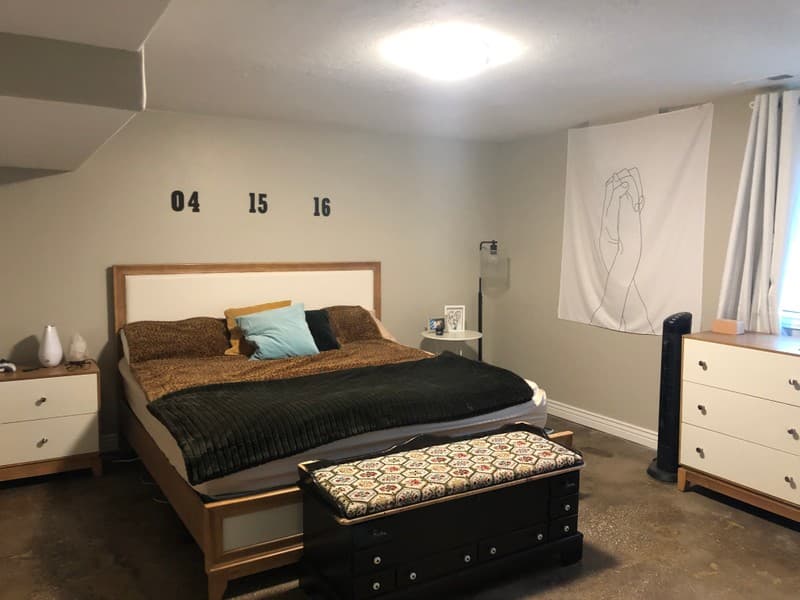Clearfield House: 1691 N Main St