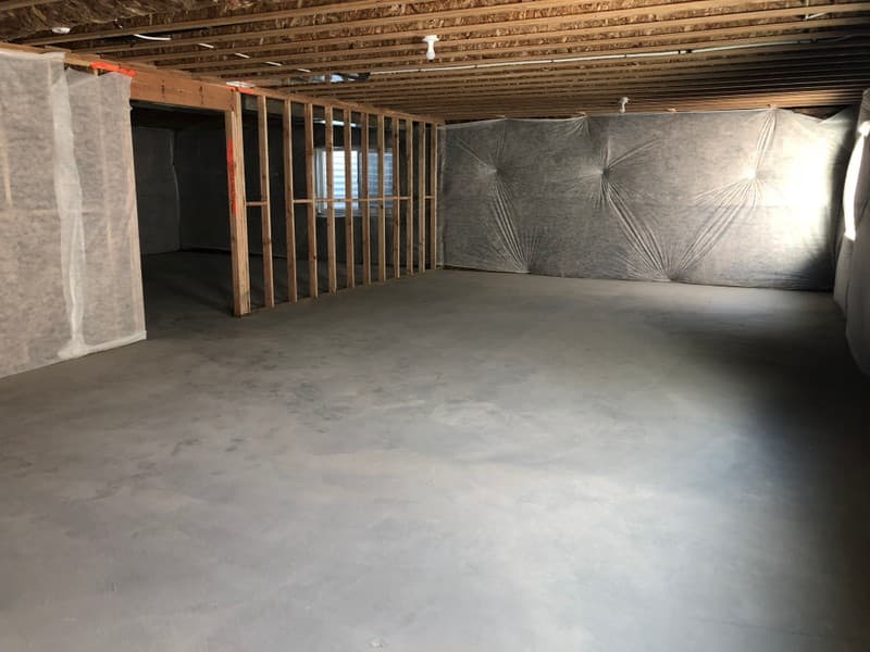 Vineyard House: 149 E 460 N