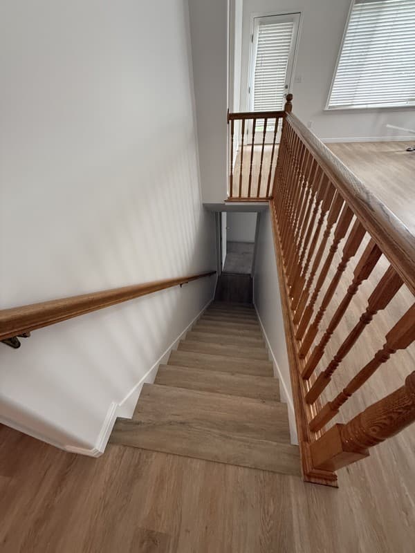 Draper House: 241 W Beverlee Ann Dr