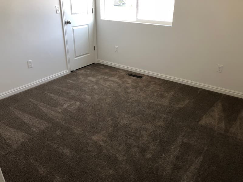 Vineyard House: 149 E 460 N