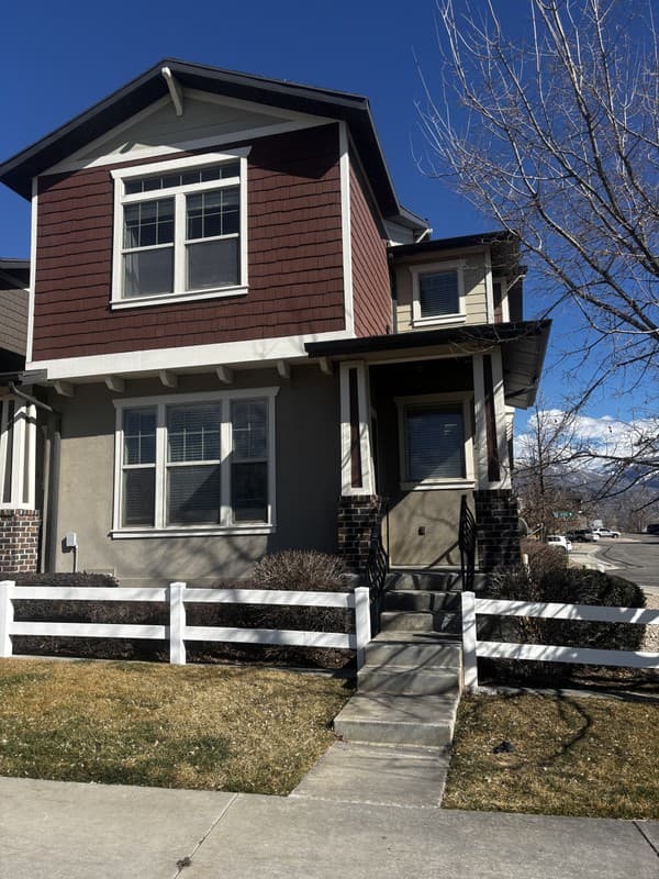 Woods Cross Townhome: 1296 S Mountain Crest Dr
