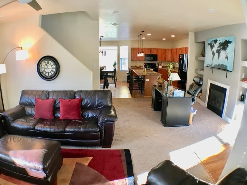 Salt Lake City Townhome: 170 W Barry Links Way
