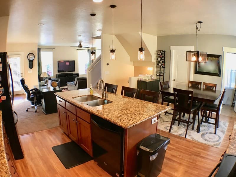 Salt Lake City Townhome: 170 W Barry Links Way