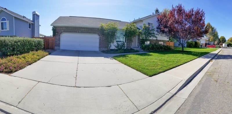Lehi House: 370 E 460 S
