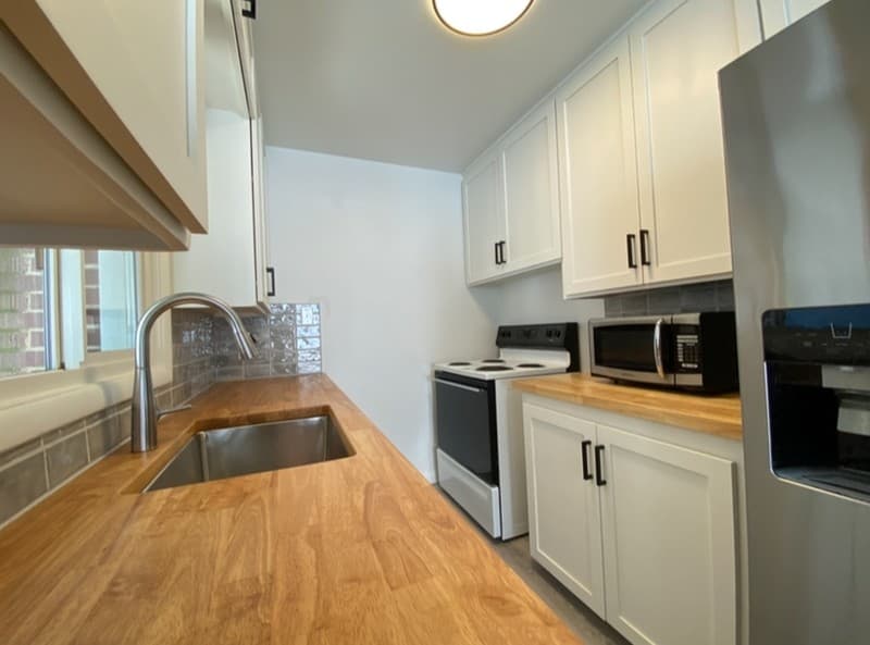 Salt Lake City House: 99 W 5878 S