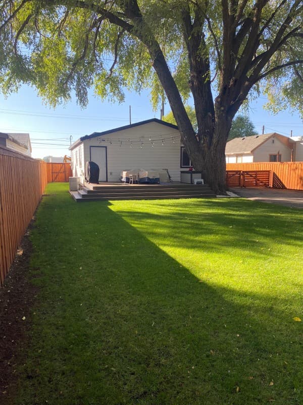 Ogden House: 1660 Gibson Ave