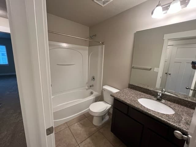 Riverton Townhome: 12712 S City Heights Dr