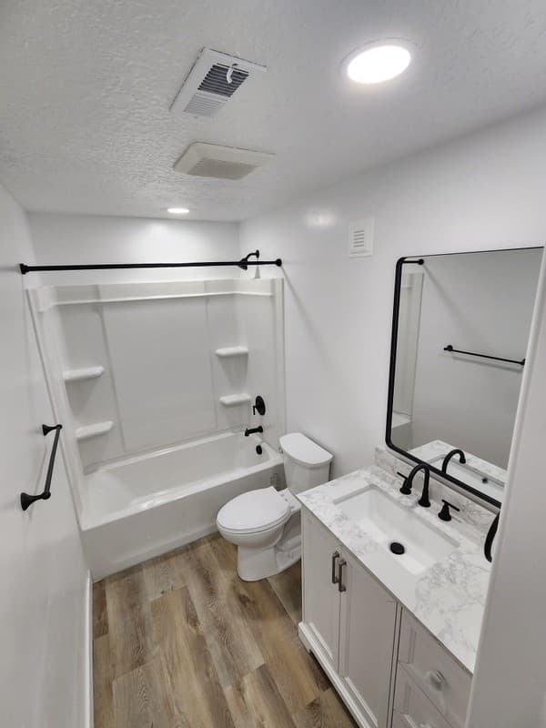 Mapleton Multiplex: 3879 S Woodland Ave