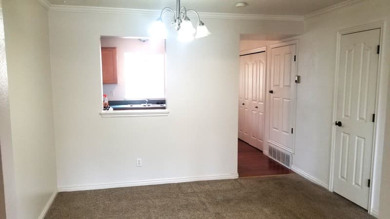 Midway Townhome: 790 Zurich Ln