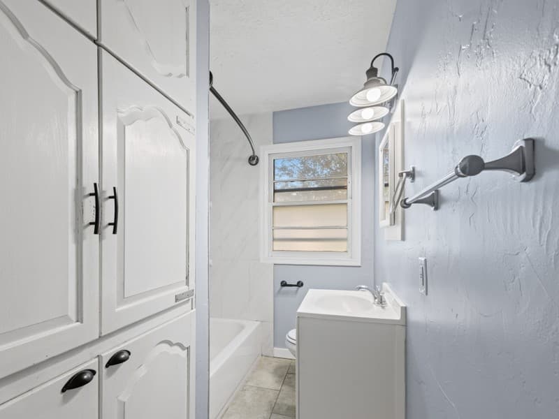 Ogden House: 1547 Cahoon St