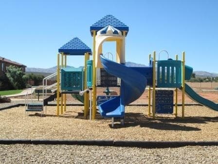 Santa Clara Multiplex: 2485 Bella Vista Dr