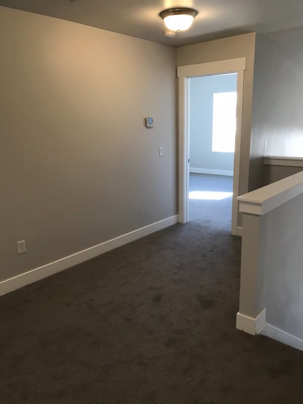 Riverton Townhome: 14822 S Queens Garden Ln