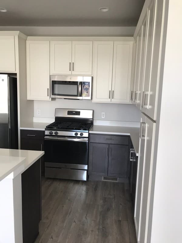 Riverton Townhome: 14822 S Queens Garden Ln