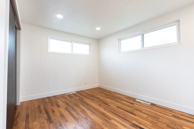 Sandy House: 1409 E 8425 S