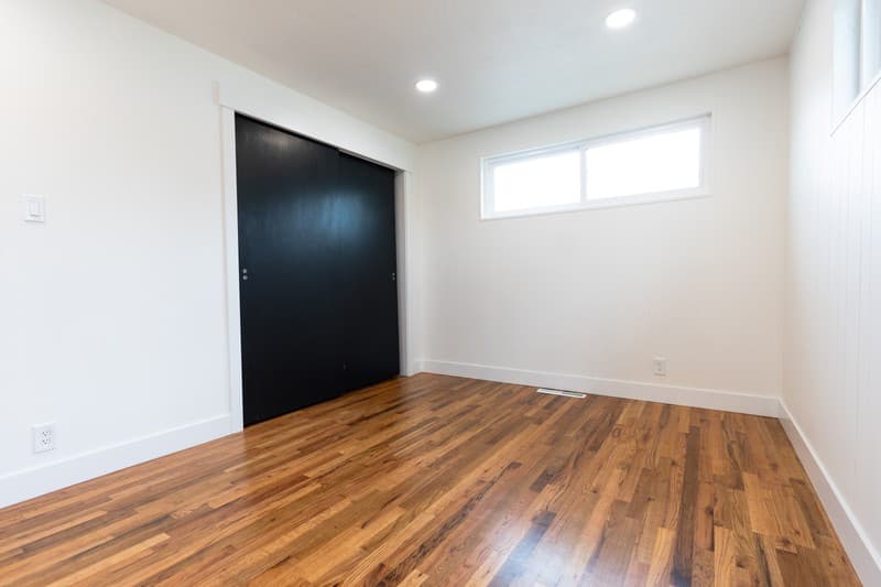Sandy House: 1409 E 8425 S