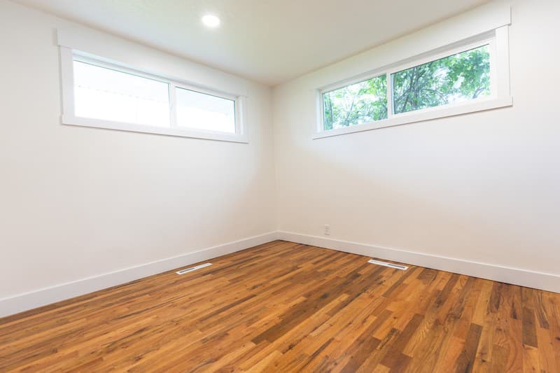 Sandy House: 1409 E 8425 S