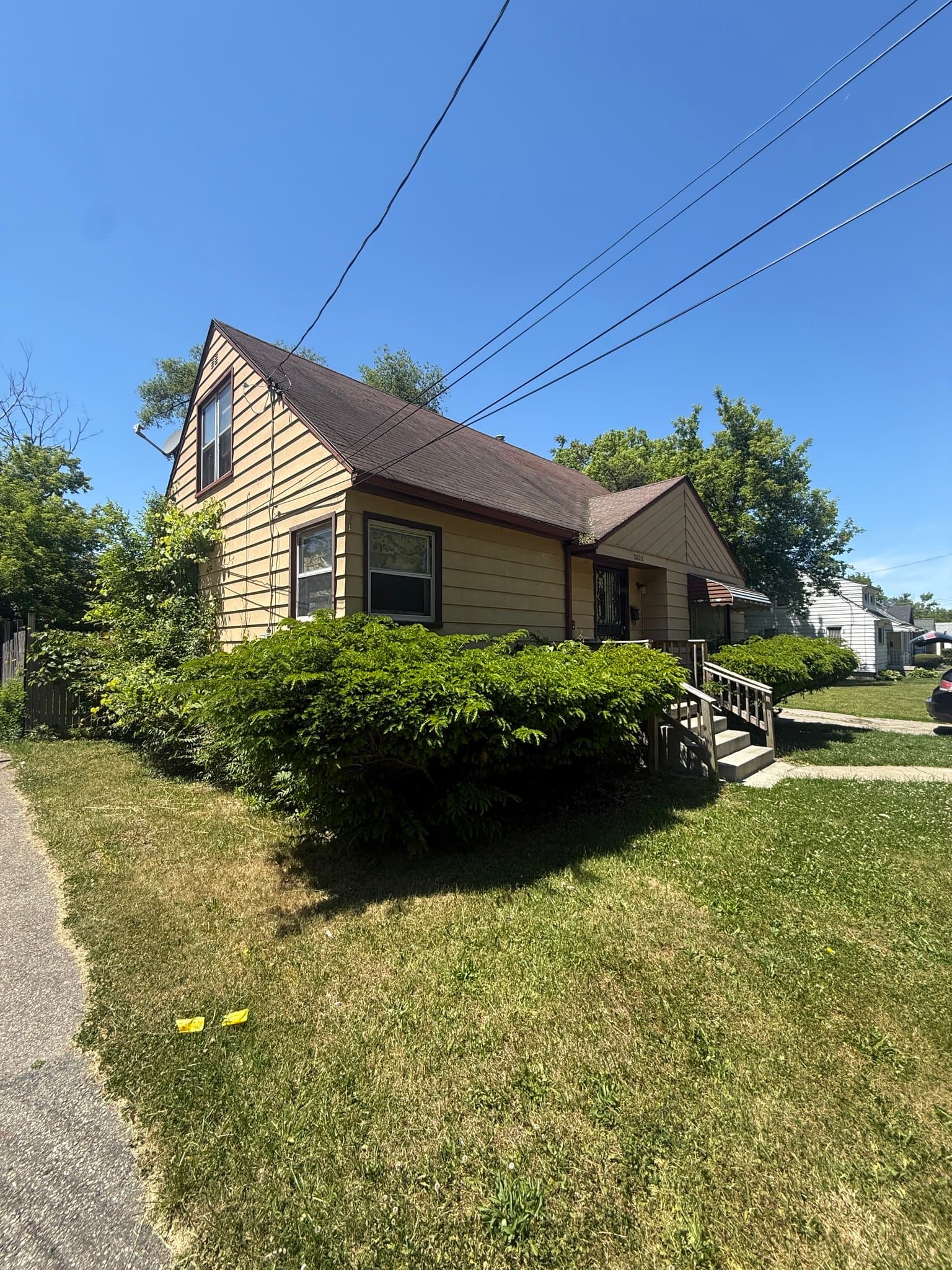 Flint House: 2625 Seneca St