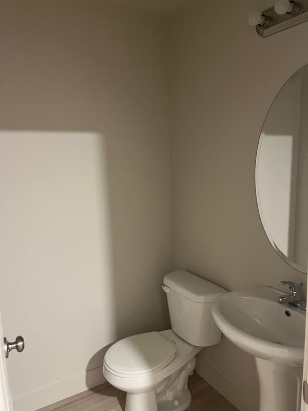 Mapleton Townhome: 4053 S Woodland Ave