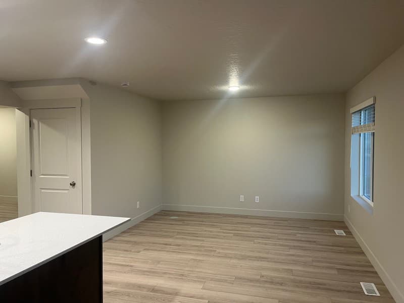 Mapleton Townhome: 4053 S Woodland Ave