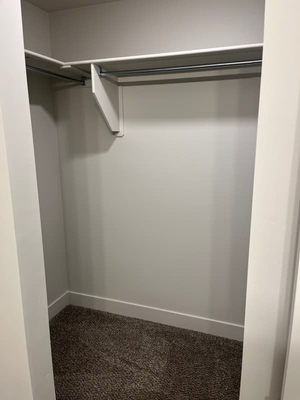 Mapleton Townhome: 4053 S Woodland Ave