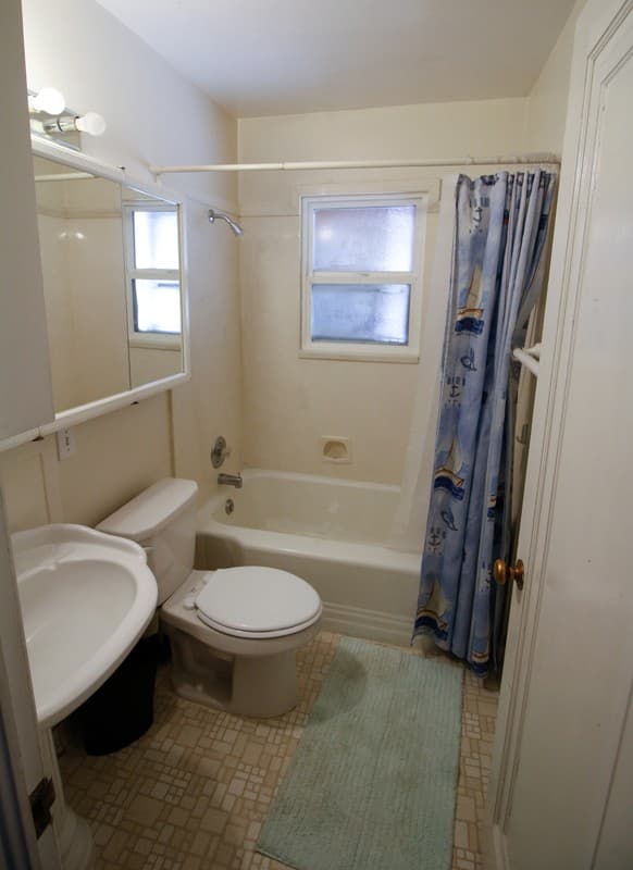 Orem Single Room: 212 E 1100 S