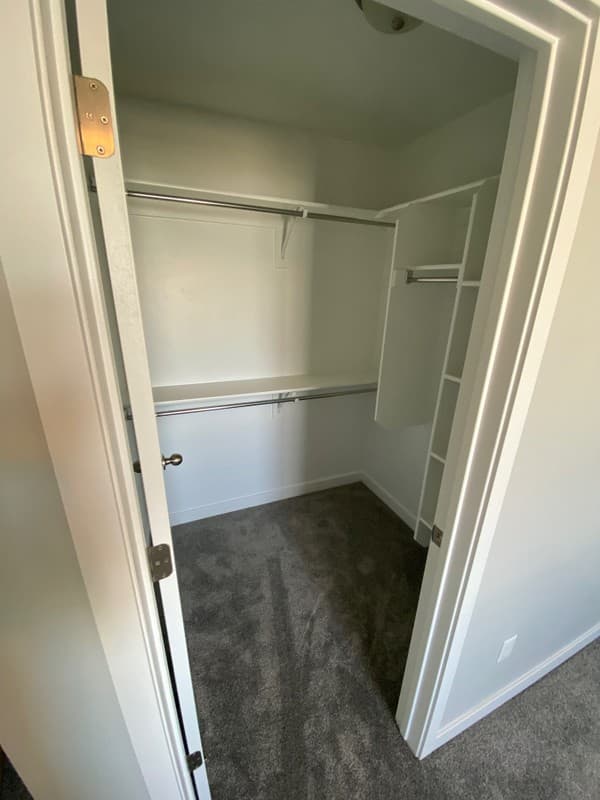 Lehi House: 552 S Dapple Dr