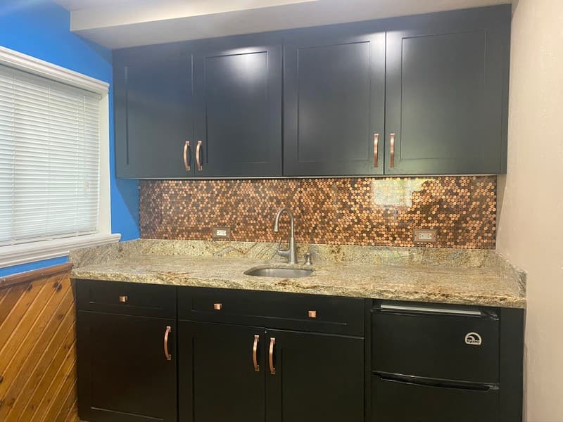 Sandy Single Room: 907 E 7905 S