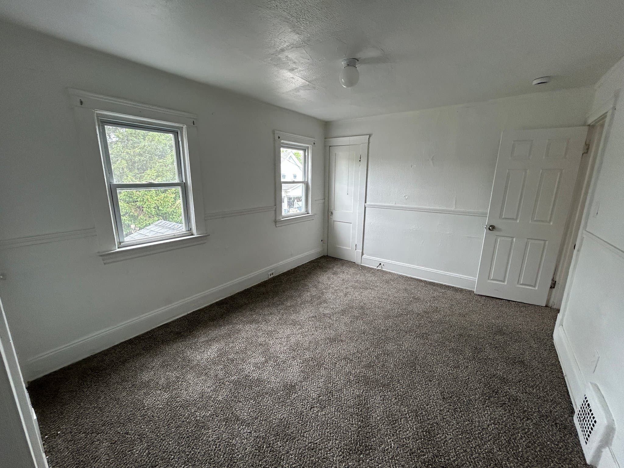Cleveland House: 13602 Horner Ave,